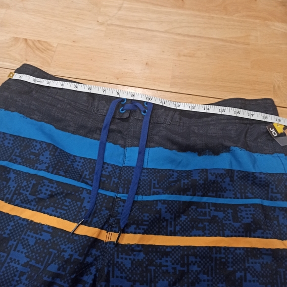 Joe boxer men's swimming shorts, size XL - Picture 10 of 14